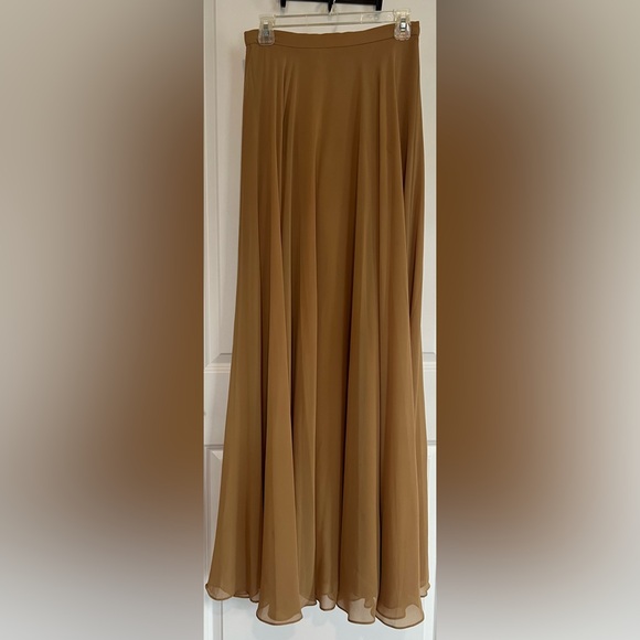 Jenny Yoo Dresses & Skirts - Jenny Yoo Hampton Luxe Long chiffon evening. skirt. Pretty gold color. S…